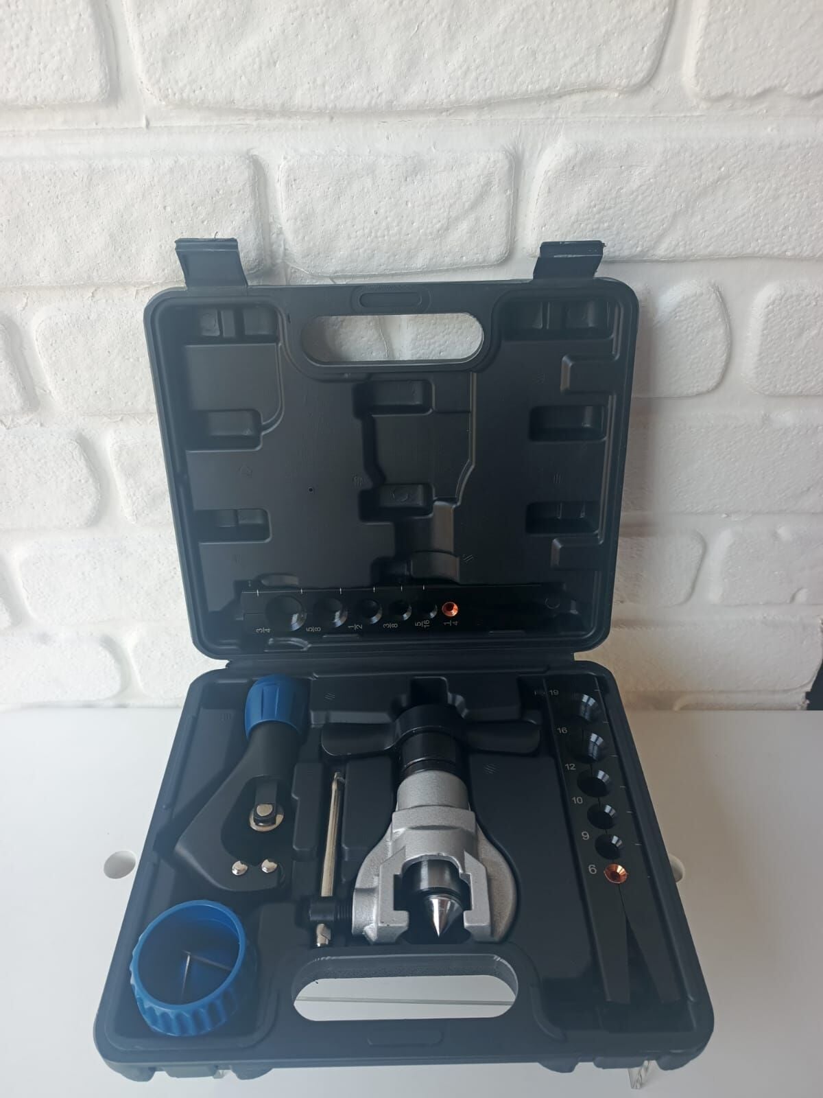 DONGLİ Dongli Flarıng Tool 1/4 -3/4 Torklu Havşa Seti CT-R808F