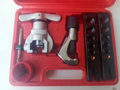 Donglı Flarıng Tool 1/4 -3/4 Boru Makaslı Çapak Almalı Havşa Seti CT-808-F